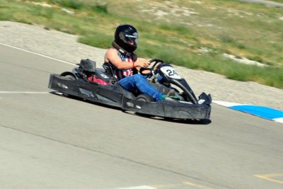 Mommas, don't let your boys grow up to be Porsche drivers!