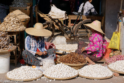 Mandalay market