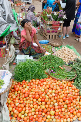 Bagan market