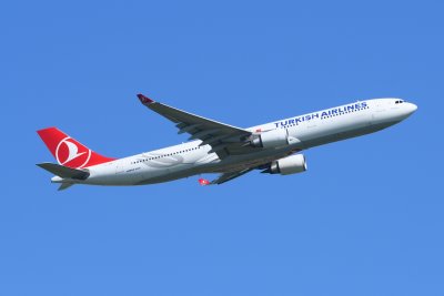 Turkish Airlines Airbus A330-300 TC-JOM