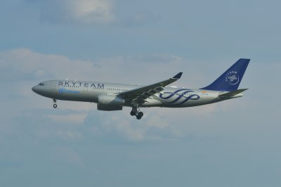 Air Europa Airbus A330-200 EC-LQP 'Skyteam colours'