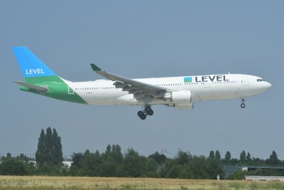 LEVEL Airbus A330-200 F-HLVL