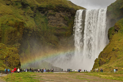 ICELAND : WOW