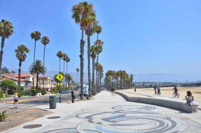 Santa Barbara's beach walk and bike trail