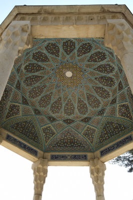 Shiraz, Aramgah-e Hafez