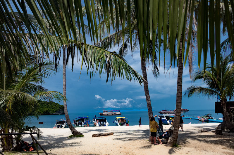 Mue Koh Beach 1