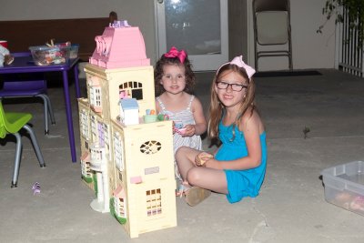 Kids and dogs 3.jpg