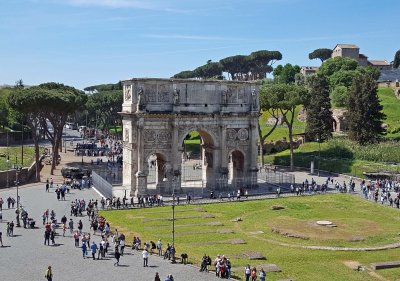Arch of Constantine (312- 315 AD) spanned the ancient route of Roman triumphs