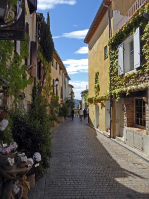 Narrow Streets of Le Castellet