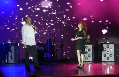 Mark Preston's wife (Michelle Murlin) is a Broadway Singer