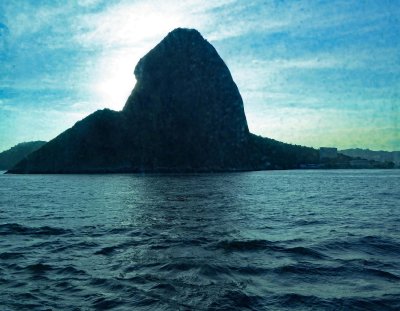 Rare opportunity for a Ship to pass this close to Sugarloaf Mountain