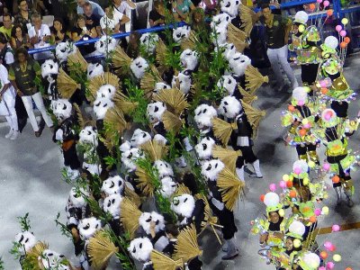 Panda Costumes in Imperio Serrano School