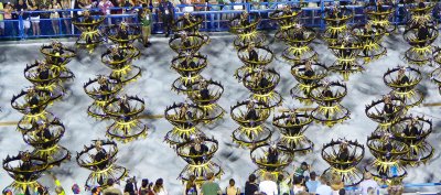 Vila Isabel Costumes more impressive when spinning