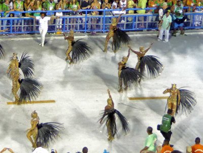 Mangueira Dancers