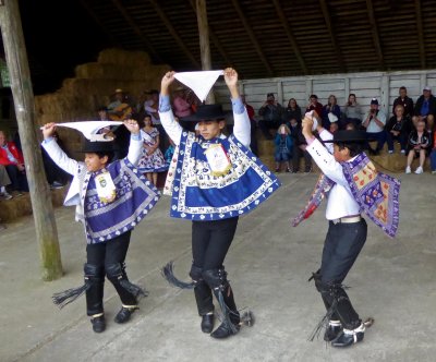 Award-winning Chilean Dancers