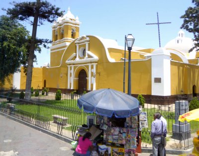 Passing behind the Cathedral of Trujillo, Peru
