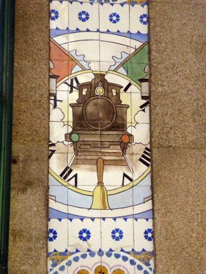 Frieze in 'art deco style' in San Bento Railway Station, Porto, Portugal