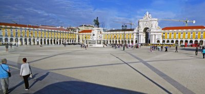 Commerce Square in Lisbon features a statue of King Jose I and the triumphal arch (1873)