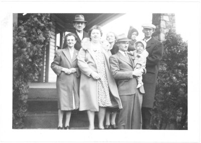 obliskfamily1946.jpg