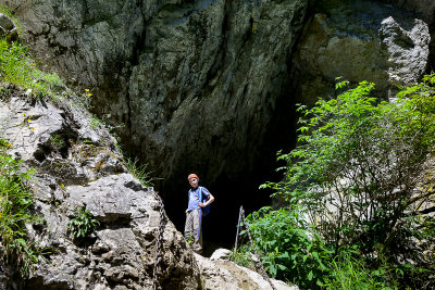 Alex at the entrance to Smocza Jama cave, Cracow Gorge, Koscieliska Valley, Tatra NP