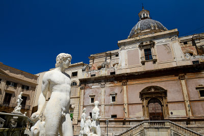 Fontana Pretoria, Palermo