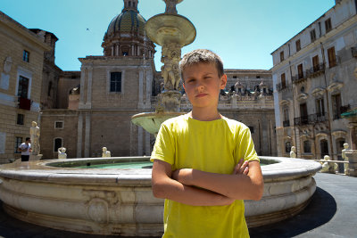 Alex, Fontana Pretoria in Palermo