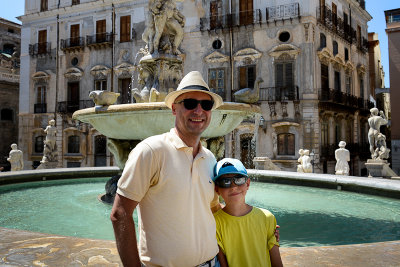 Alex and I, Fontana Pretoria in Palermo