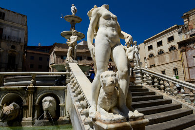 Fontana Pretoria, Palermo