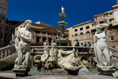 Fontana Pretoria, Palermo
