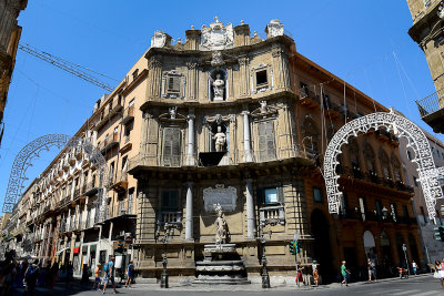 Via Roma and Via Vittorio Emanuele junction, Palermo