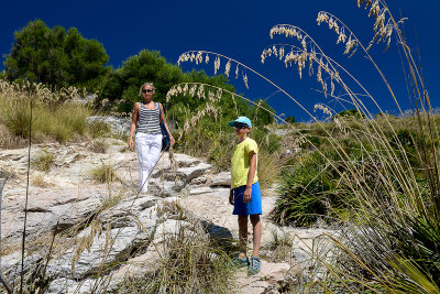 Alex and Aneta, Segesta