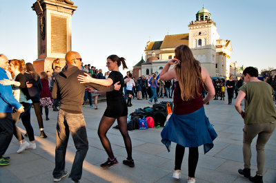 Dancing On The Square