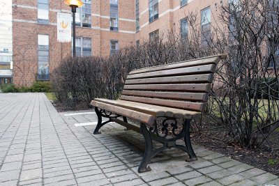 A bench @f5.6 D700