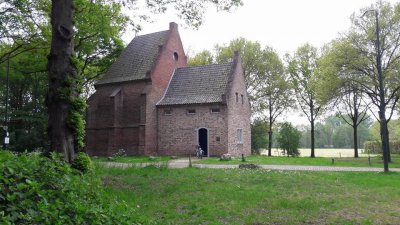 Mill, kapel Maria ten Hove 13, 2017.jpg