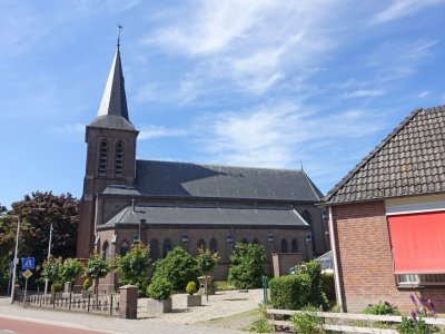 Valburg, RK kerk 11 [001], 2017.jpg