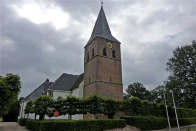 Heemse, kerk 11 [055], 2017.jpg