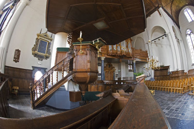 Maassluis, herv gem Groote Kerk Dooptuin [011] 2017 4678.jpg