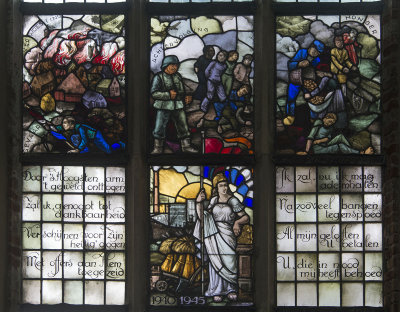 Monnickendam Monnickendam, NH Grote of Sint Nicolaaskerk Glas [011] 4853.jpg