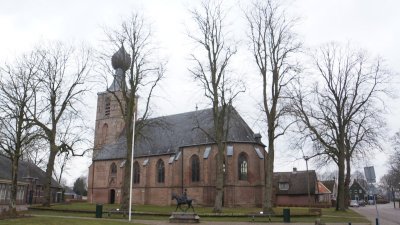 Dwingeloo, kerk 11 monument [018], 2018.JPG