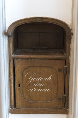 Amsterdam, voorm lutherse oude mannen- en vrouwenhuis Wittenberg [011], 2018 6951.jpg