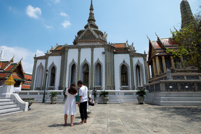 Phra Wiharm Yod built to look like the Thai crown