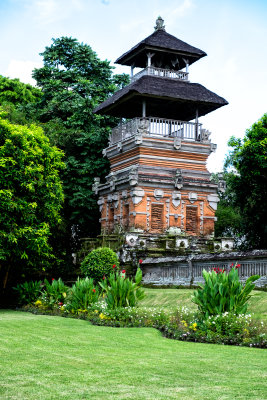 This is a bell tower know as Bale Kulkul