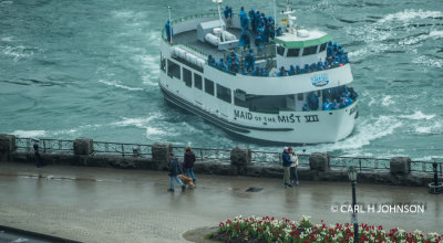 Maid of the Mist VII on the Niagara River