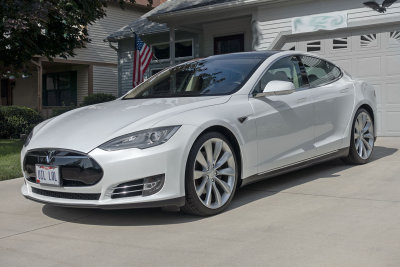 2013 Tesla Model S (Gallery)
