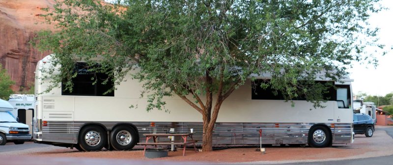 Ronnie Dunn's Motor Home
