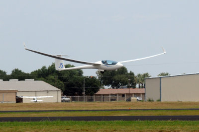 81gliders 010gliders.jpg
