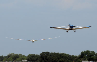 82gliders 438crash.jpg