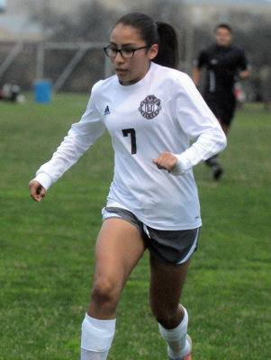 213lobosoccer 016soccer.jpg