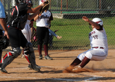413softball 025JVLobos2.jpg