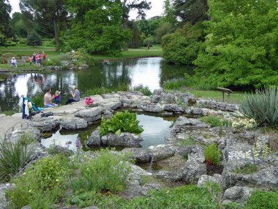 large and impressive gardens